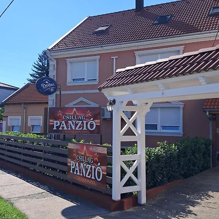 Csillag Panzio Hotel Vác Екстериор снимка